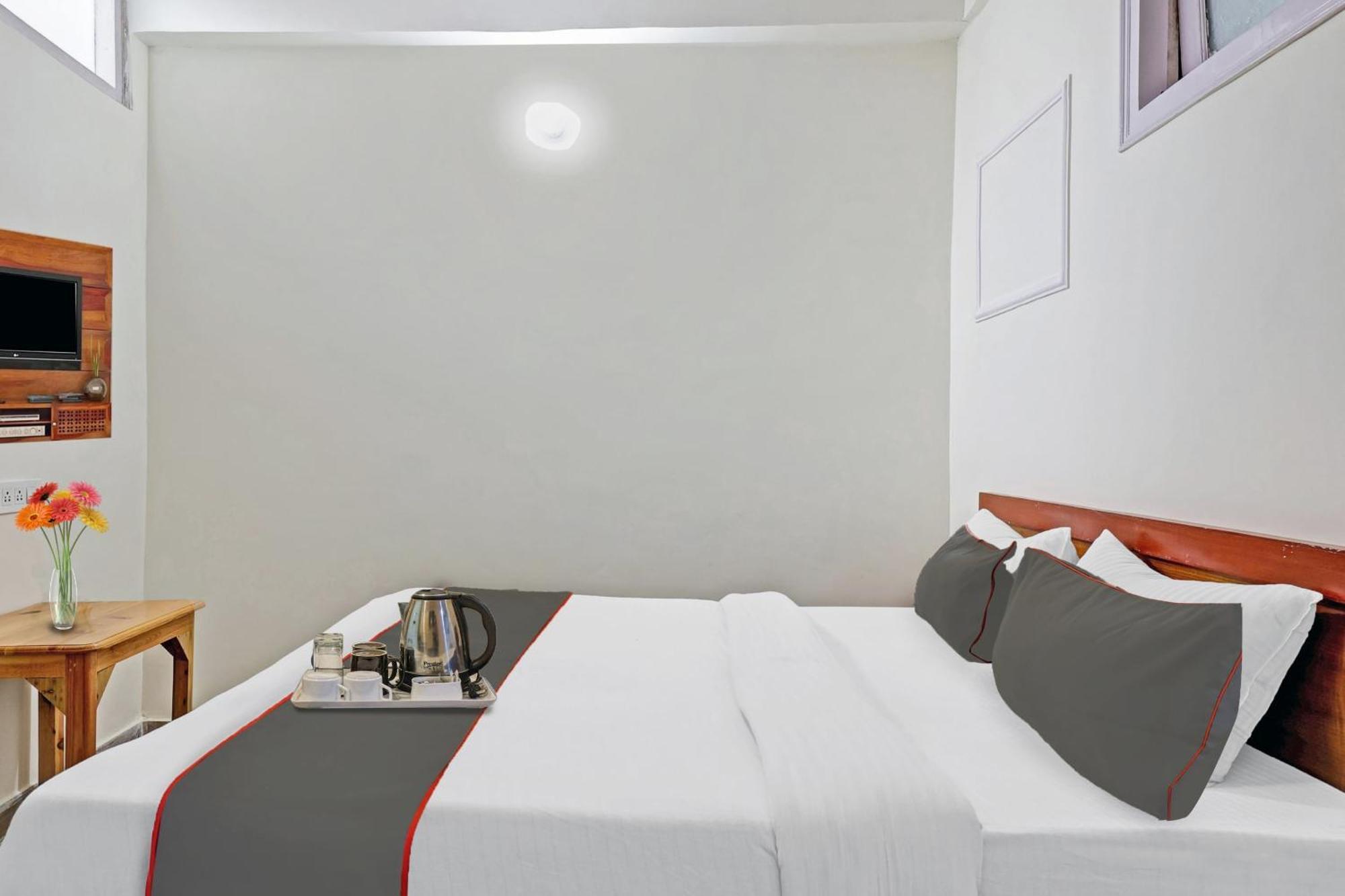 Hotel O Vasudev Inn Bhīm Tāl Zewnętrze zdjęcie